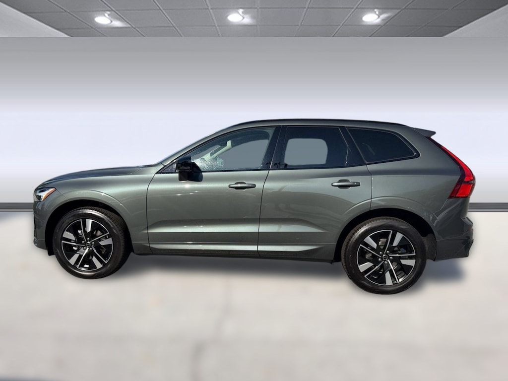 New 2026 Volvo XC60 B5 Core SUV