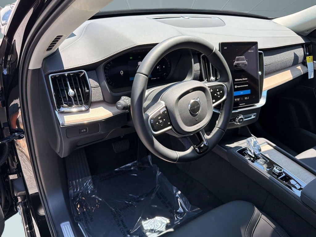 Used 2026 Volvo XC90 Plus SUV