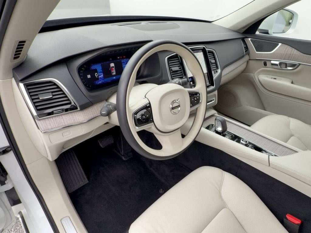 Used 2024 Volvo XC90 Plus Bright Theme SUV