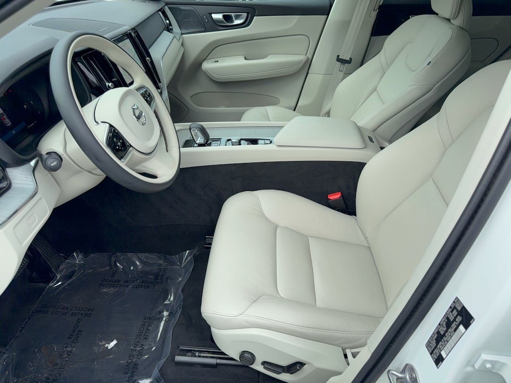 Certified 2024 Volvo XC60 B5 Plus SUV