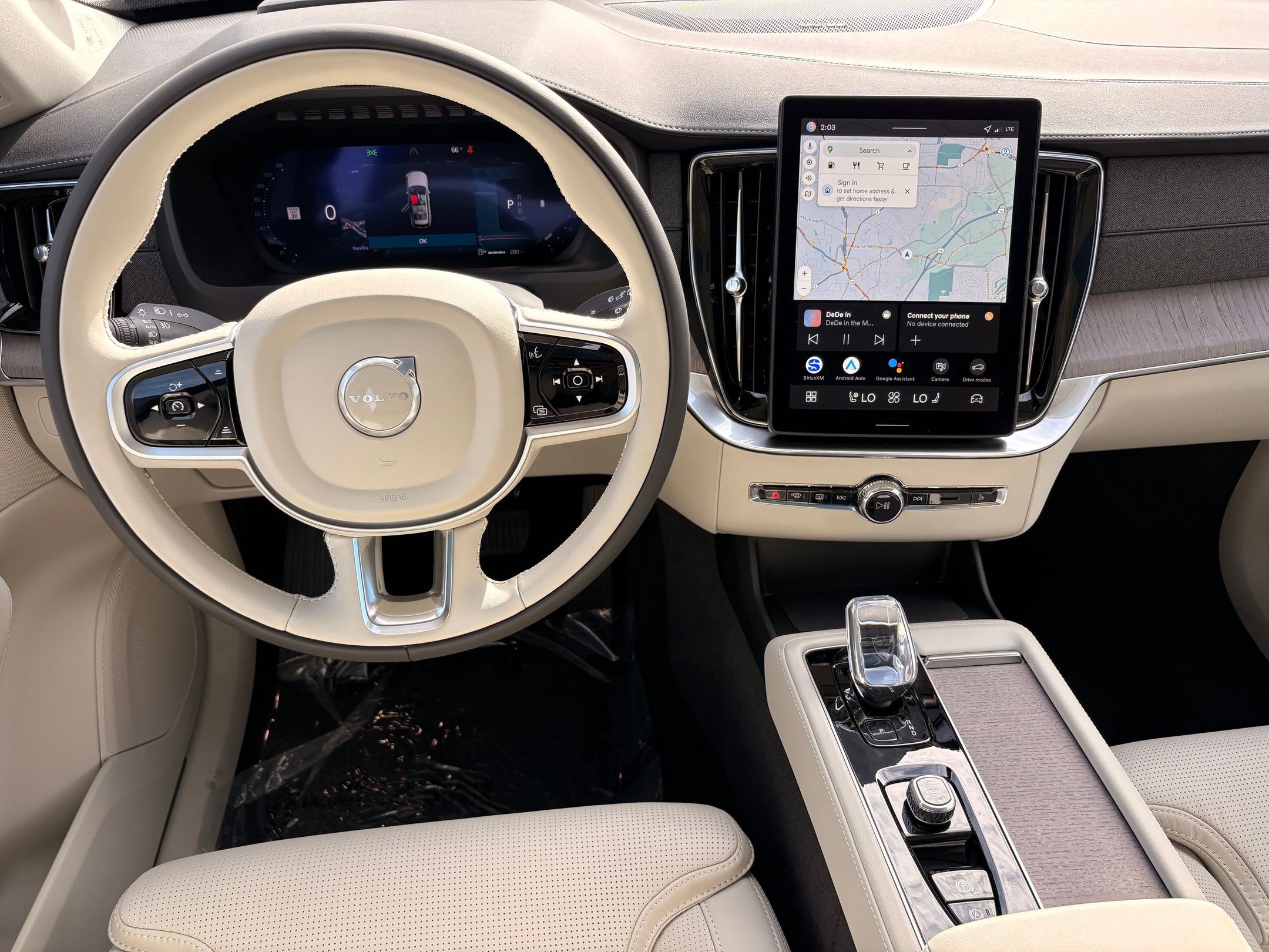 2026 Volvo XC90 Ultra - Photo 23