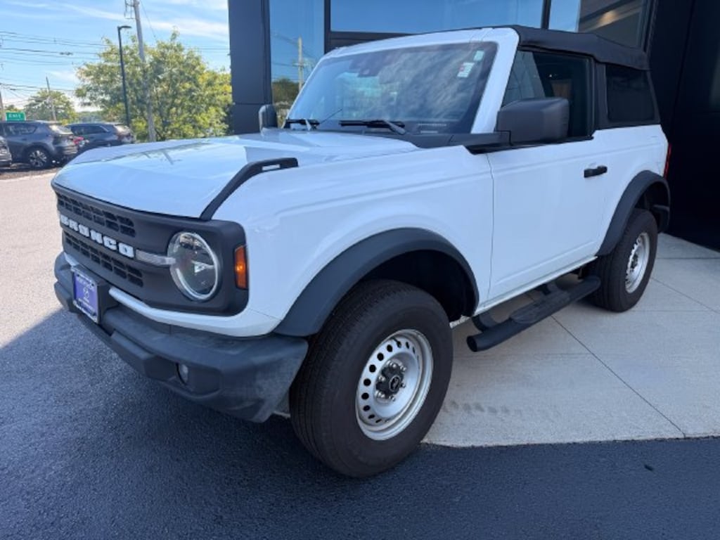Used 2025 Ford Bronco Base SUV