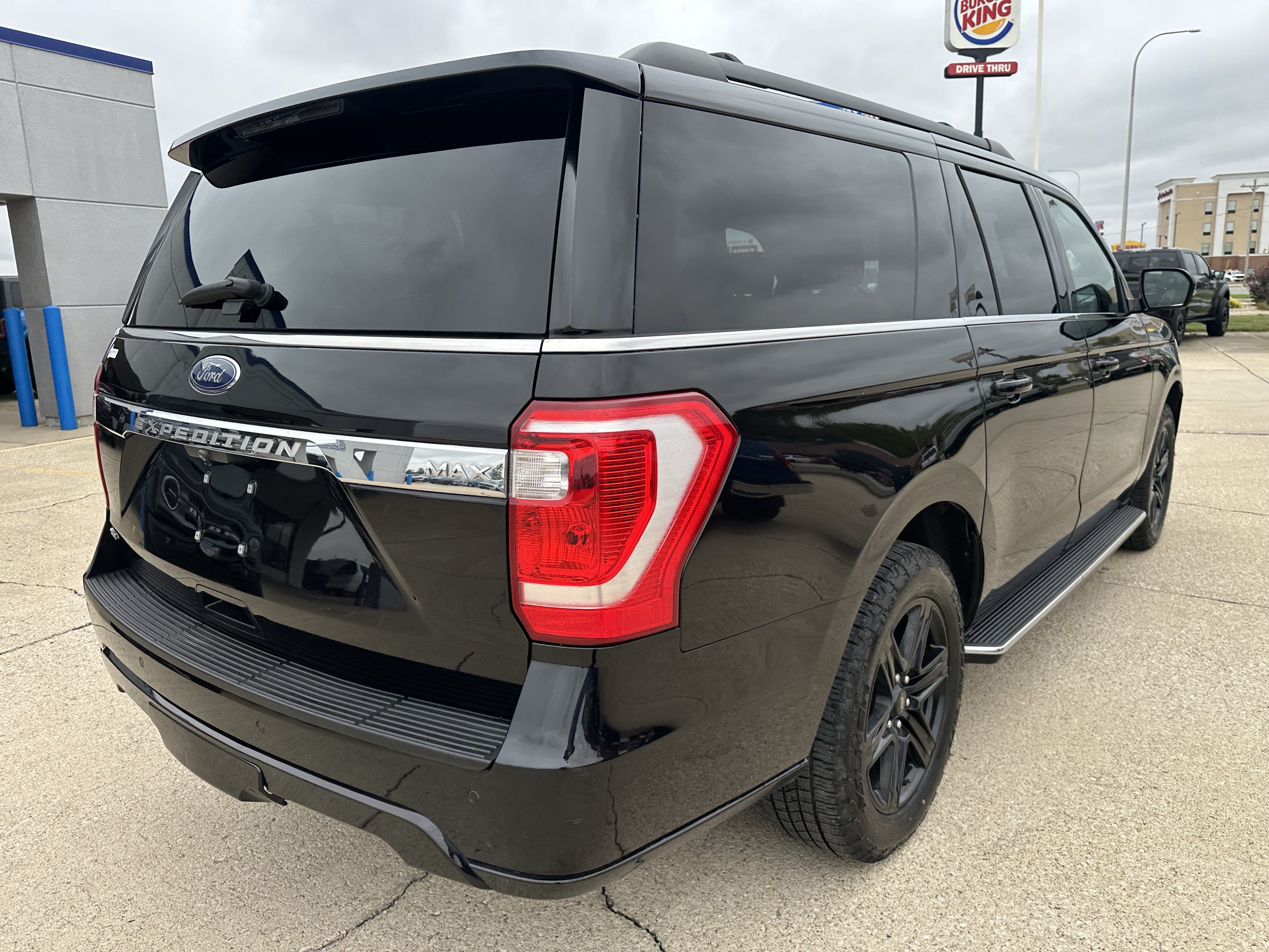 Used 2020 Ford Expedition Max XLT SUV