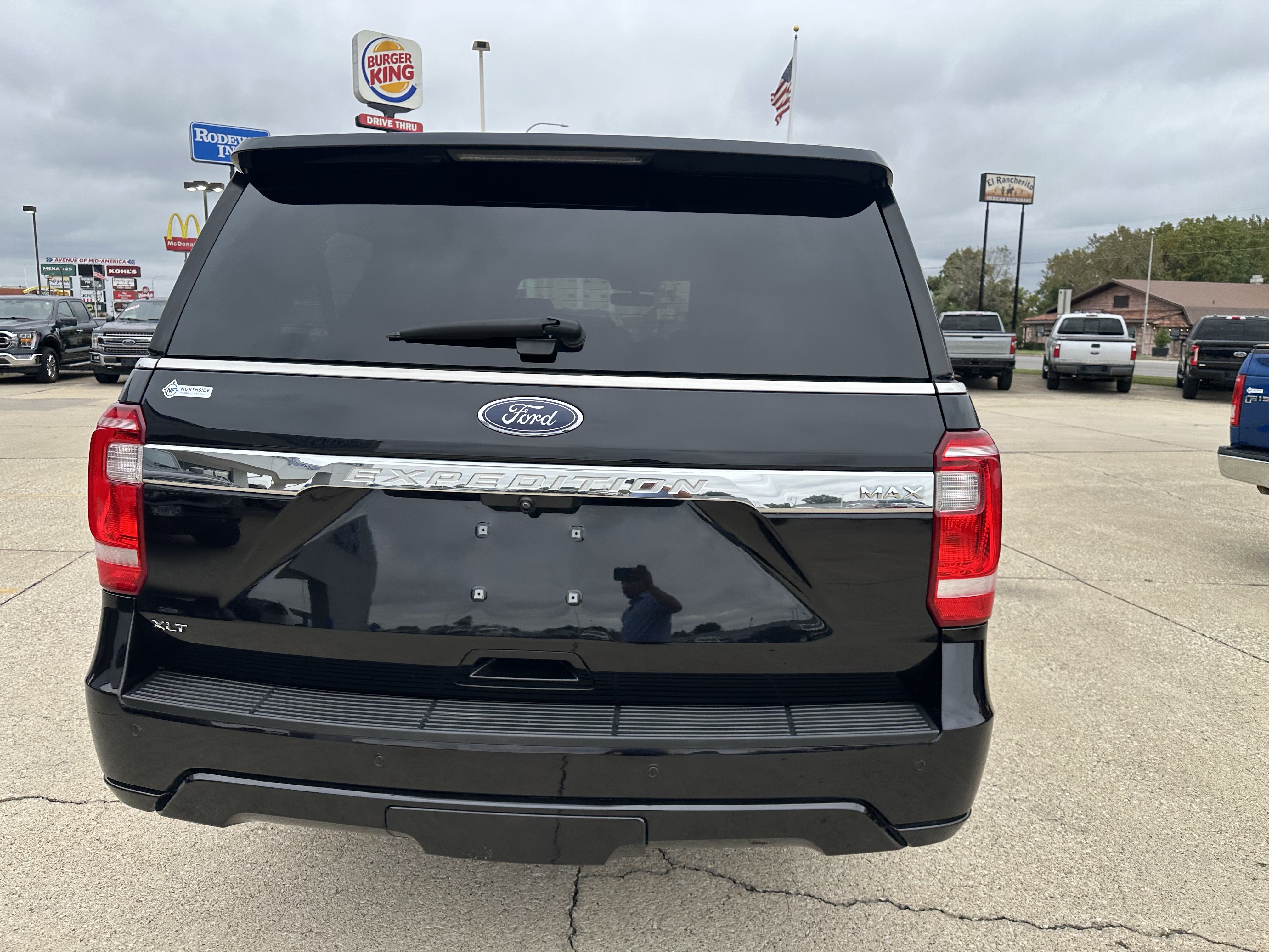 Used 2020 Ford Expedition Max XLT SUV