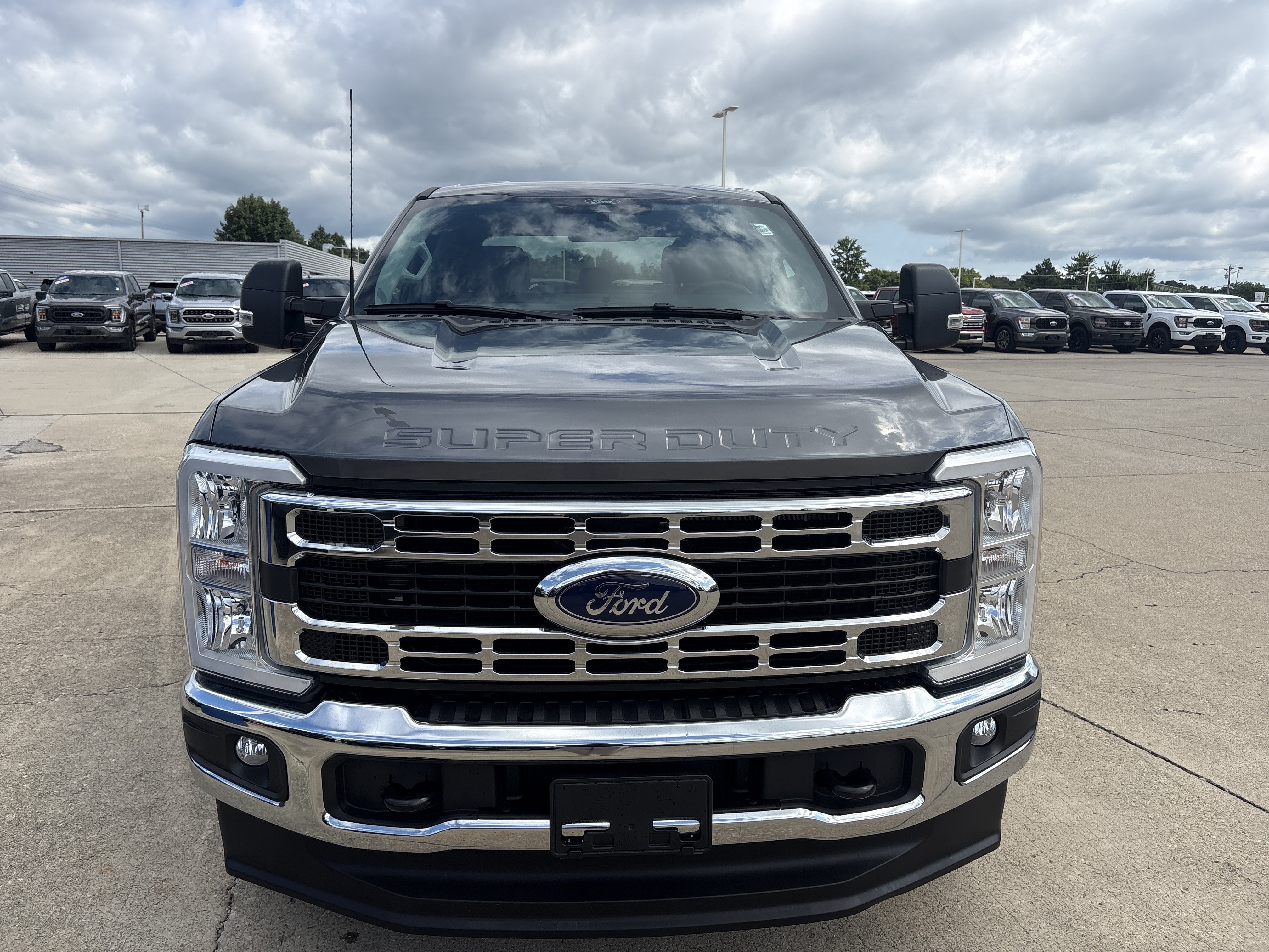 Used 2025 Ford F-250 XLT Truck Crew Cab