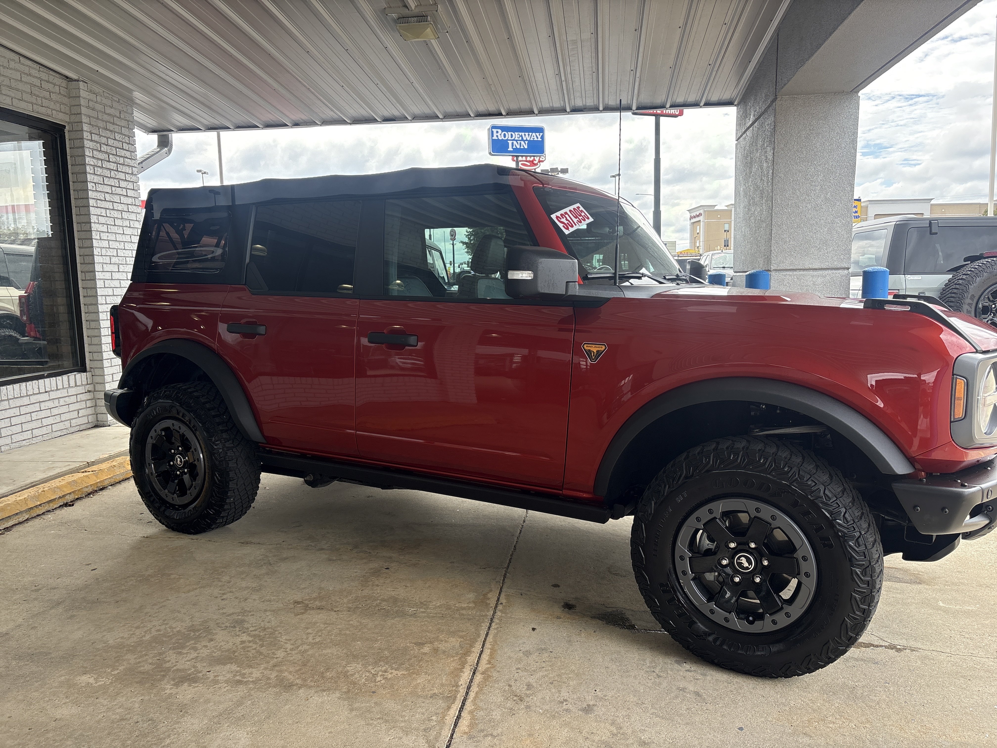 Used 2022 Ford Bronco SUV