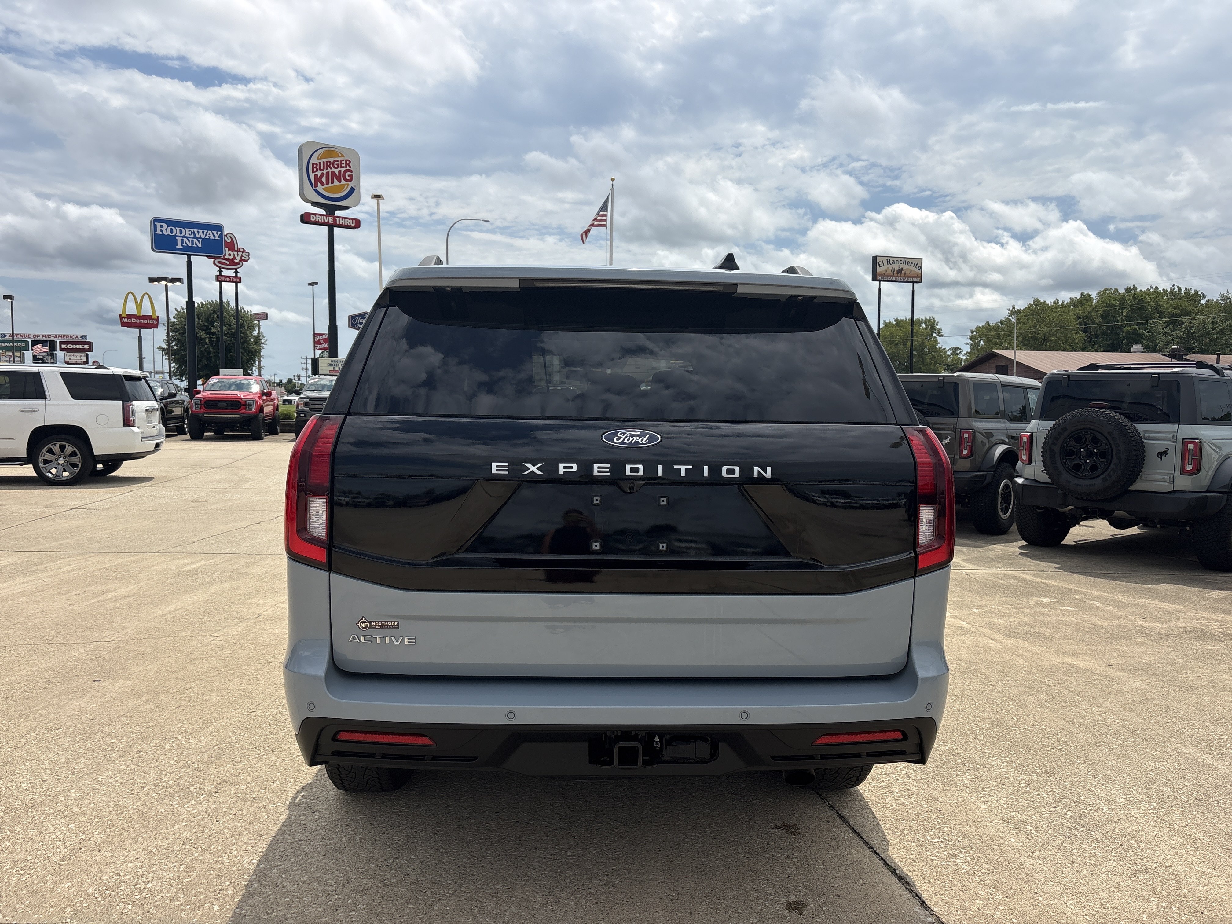 Used 2025 Ford Expedition Active SUV