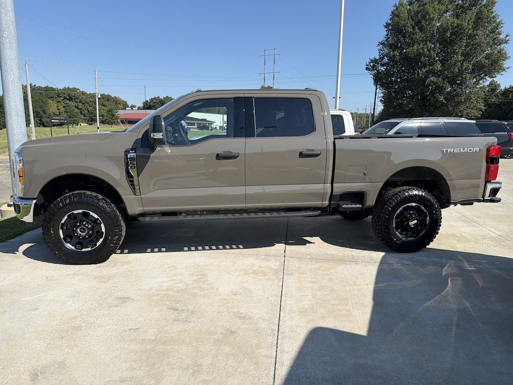 New 2027 Ford F-250 Truck Crew Cab