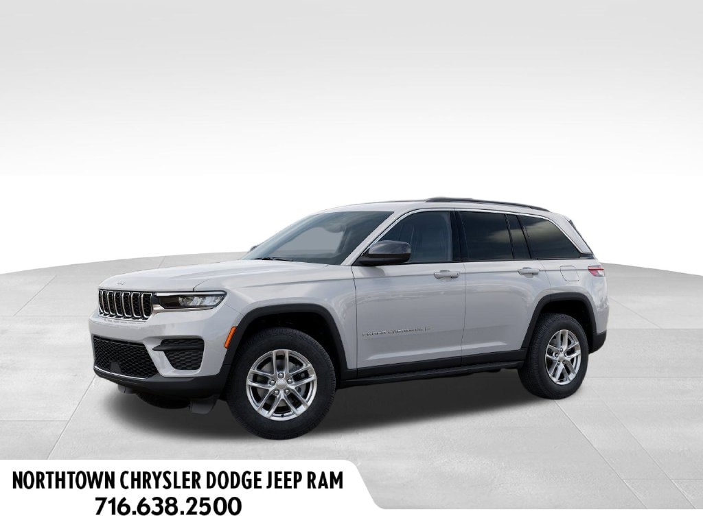 2026 Jeep Grand Cherokee Laredo - Photo 2