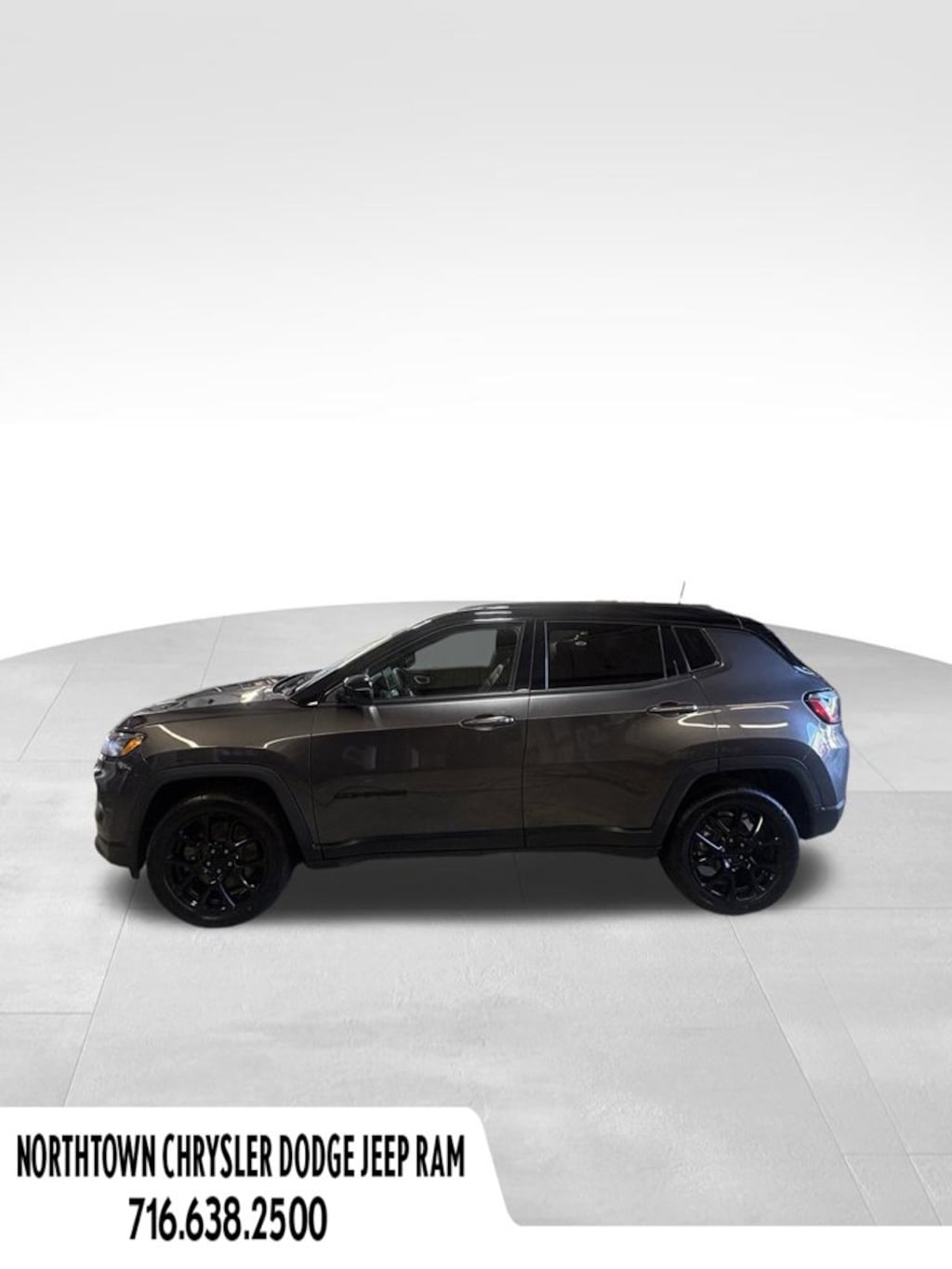 Used 2023 Jeep Compass Latitude SUV
