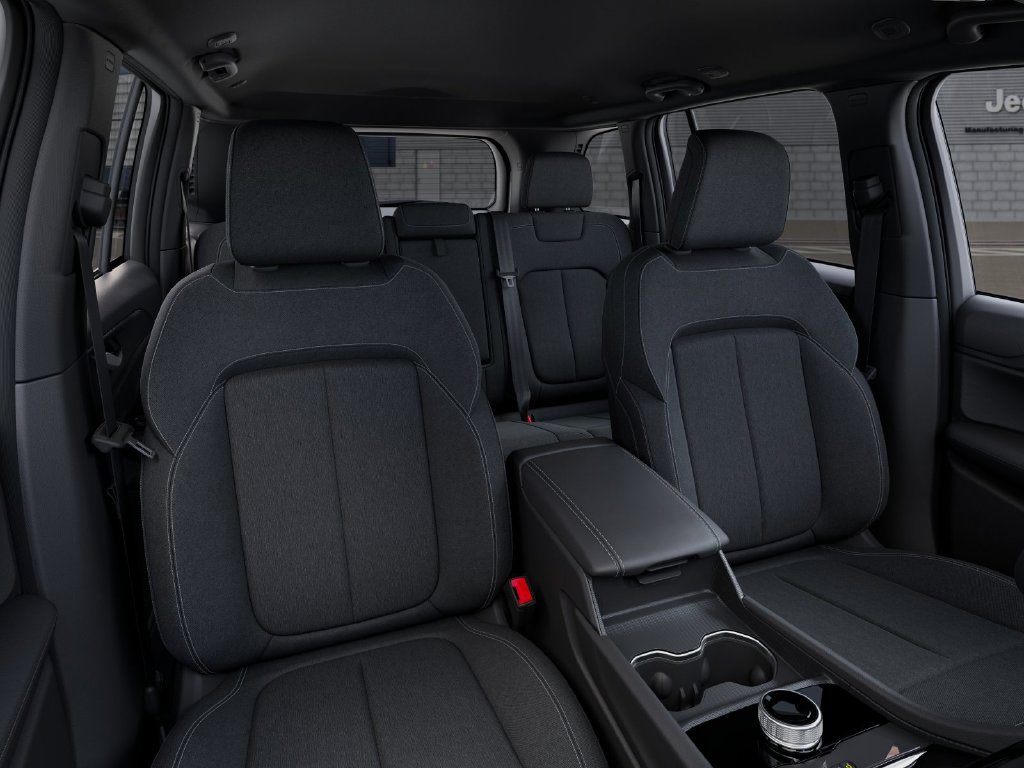 2026 Jeep Grand Cherokee Laredo - Photo 17