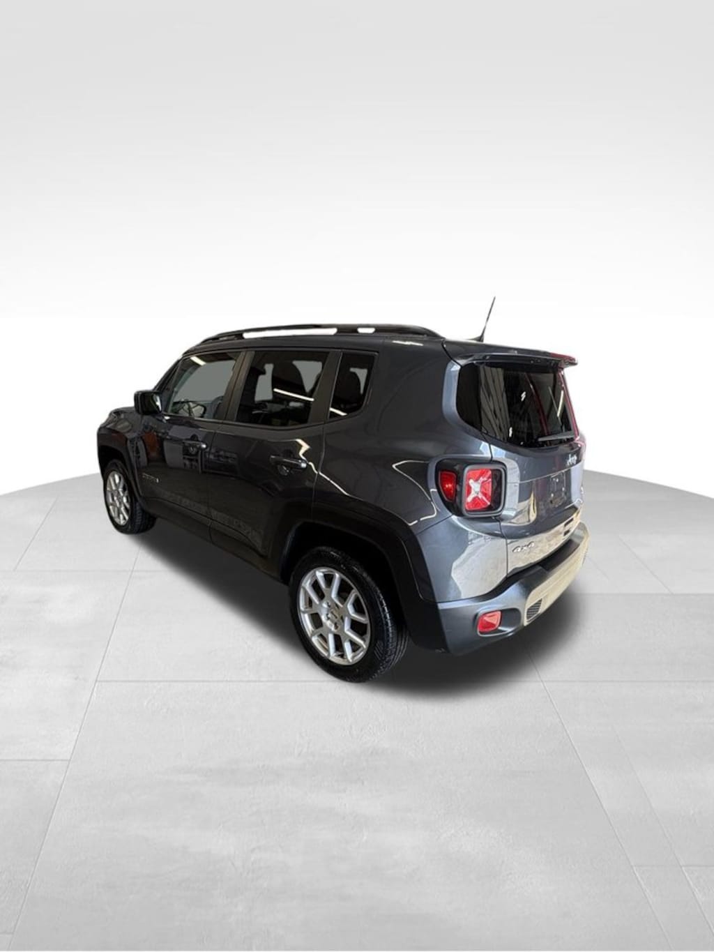 Used 2023 Jeep Renegade Latitude SUV