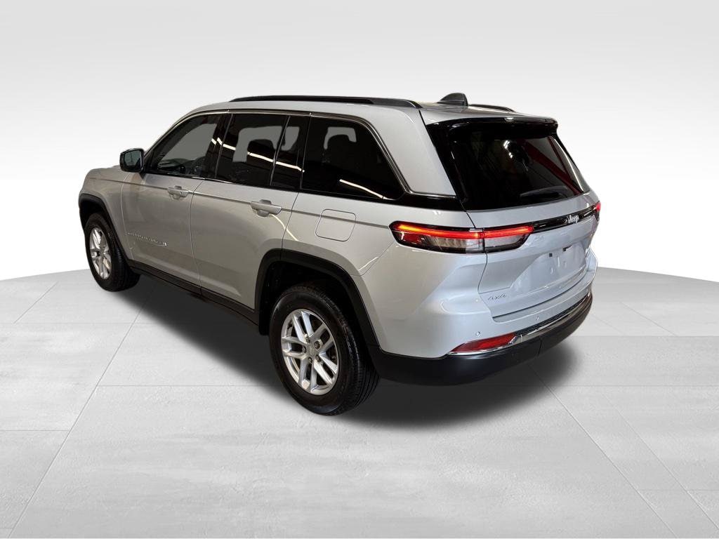Used 2025 Jeep Grand Cherokee Laredo X SUV