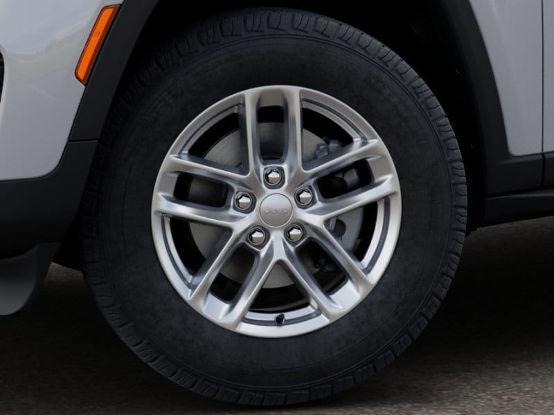2026 Jeep Grand Cherokee Laredo - Photo 9