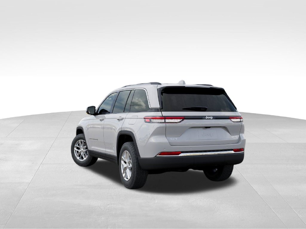 New 2026 Jeep Grand Cherokee Laredo X Sport Utility