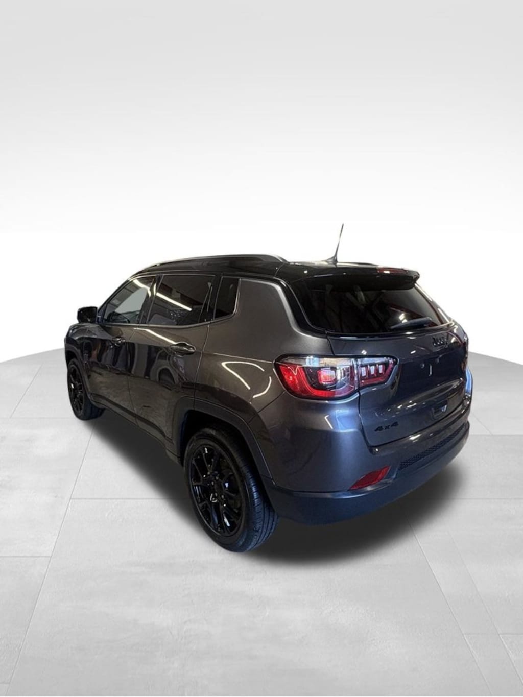 Used 2023 Jeep Compass Latitude SUV