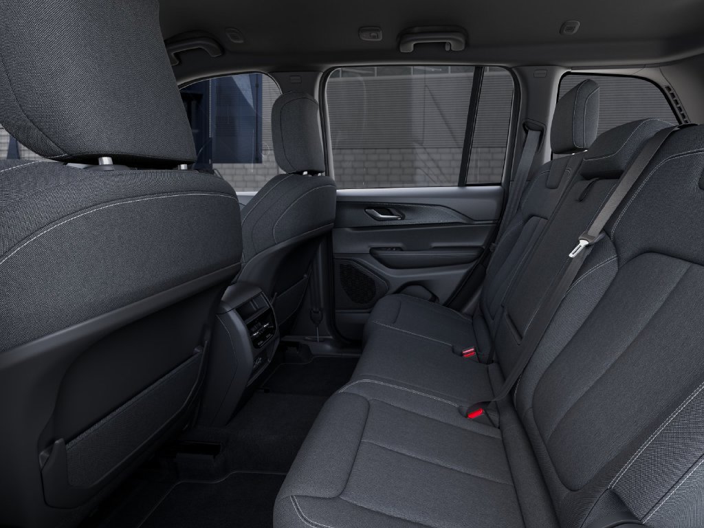 2026 Jeep Grand Cherokee Laredo - Photo 23