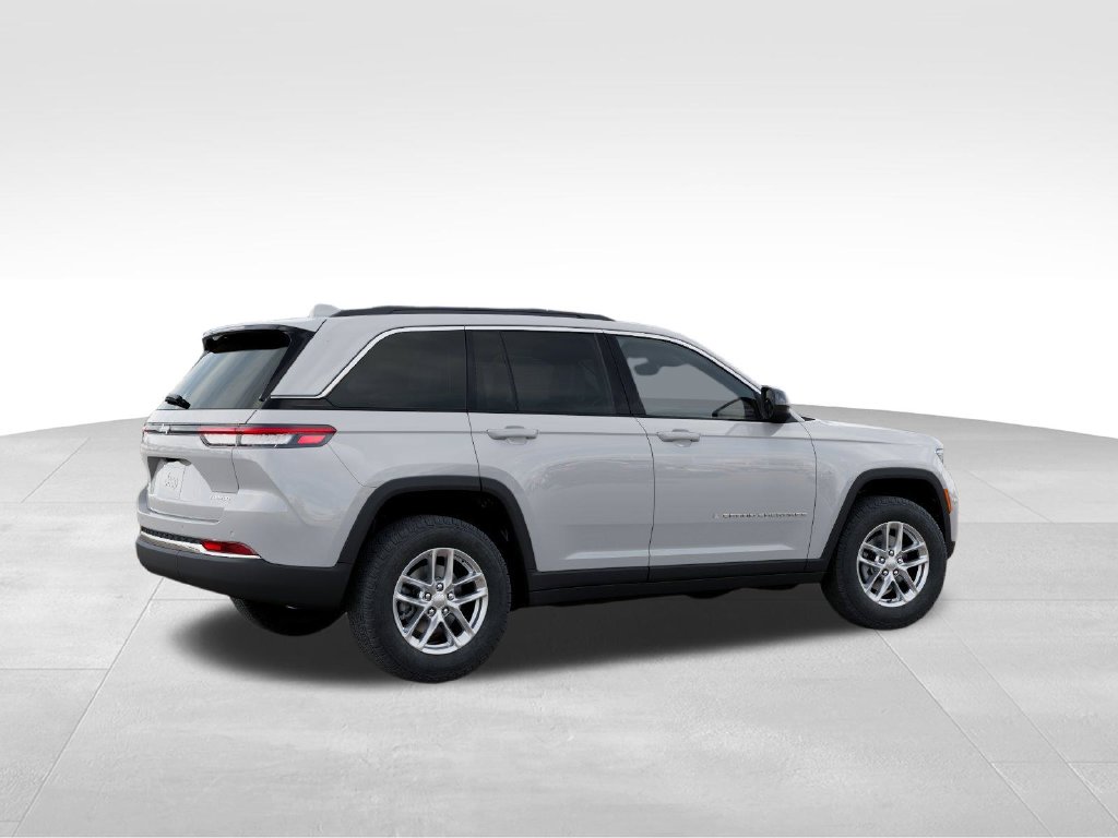 New 2026 Jeep Grand Cherokee Laredo X Sport Utility