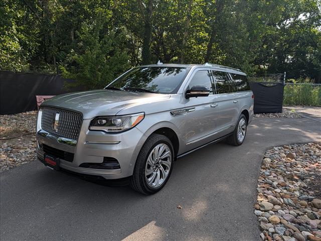 2024 Lincoln Navigator