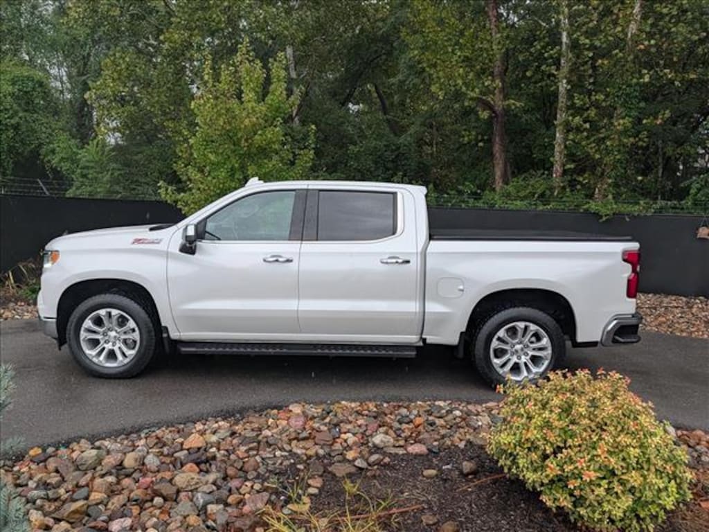 Used 2022 Chevrolet Silverado 1500 LTZ Truck Crew Cab