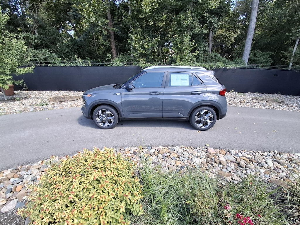 New 2026 Hyundai Venue SEL SUV