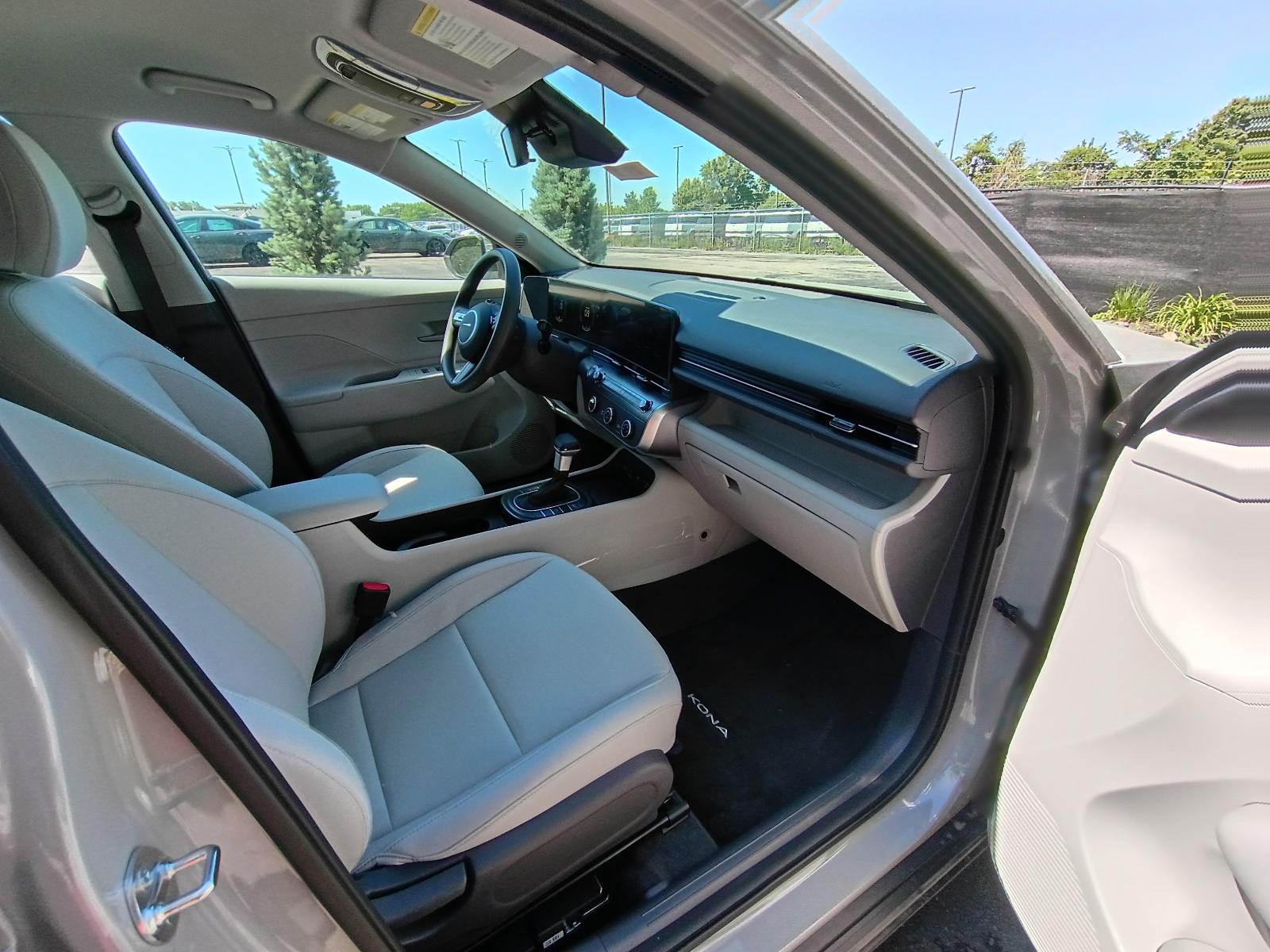 2026 Hyundai Kona SE - Photo 9