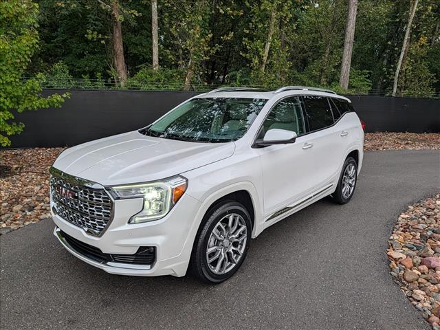 Used 2024 GMC Terrain Denali SUV