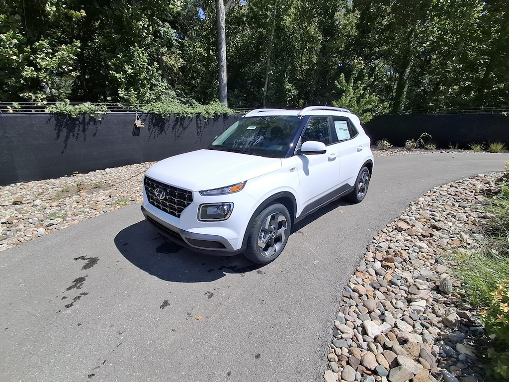 New 2026 Hyundai Venue SEL SEL Crossover