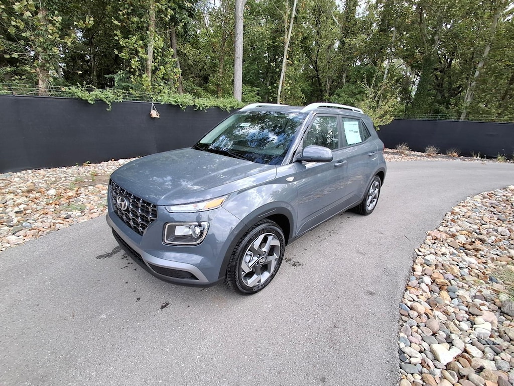 New 2026 Hyundai Venue SEL SUV