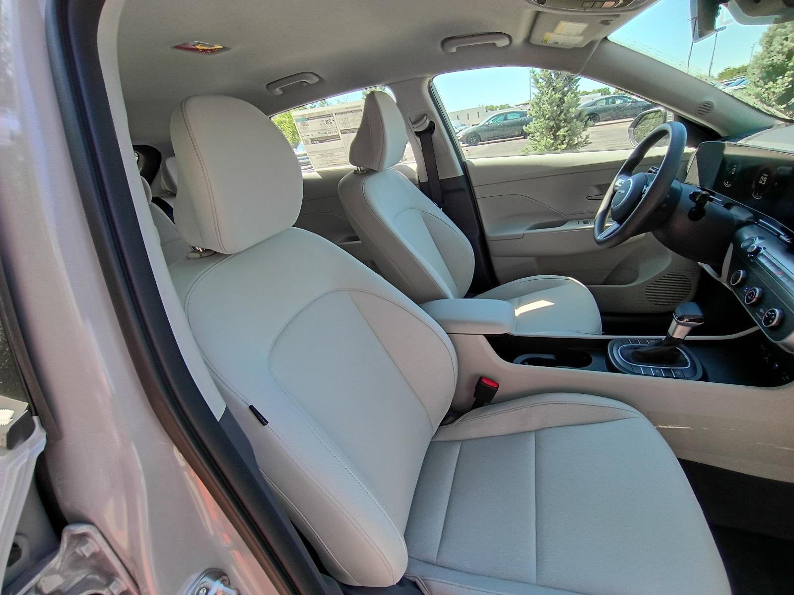 2026 Hyundai Kona SE - Photo 10