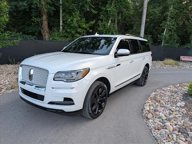 2024 Lincoln Navigator