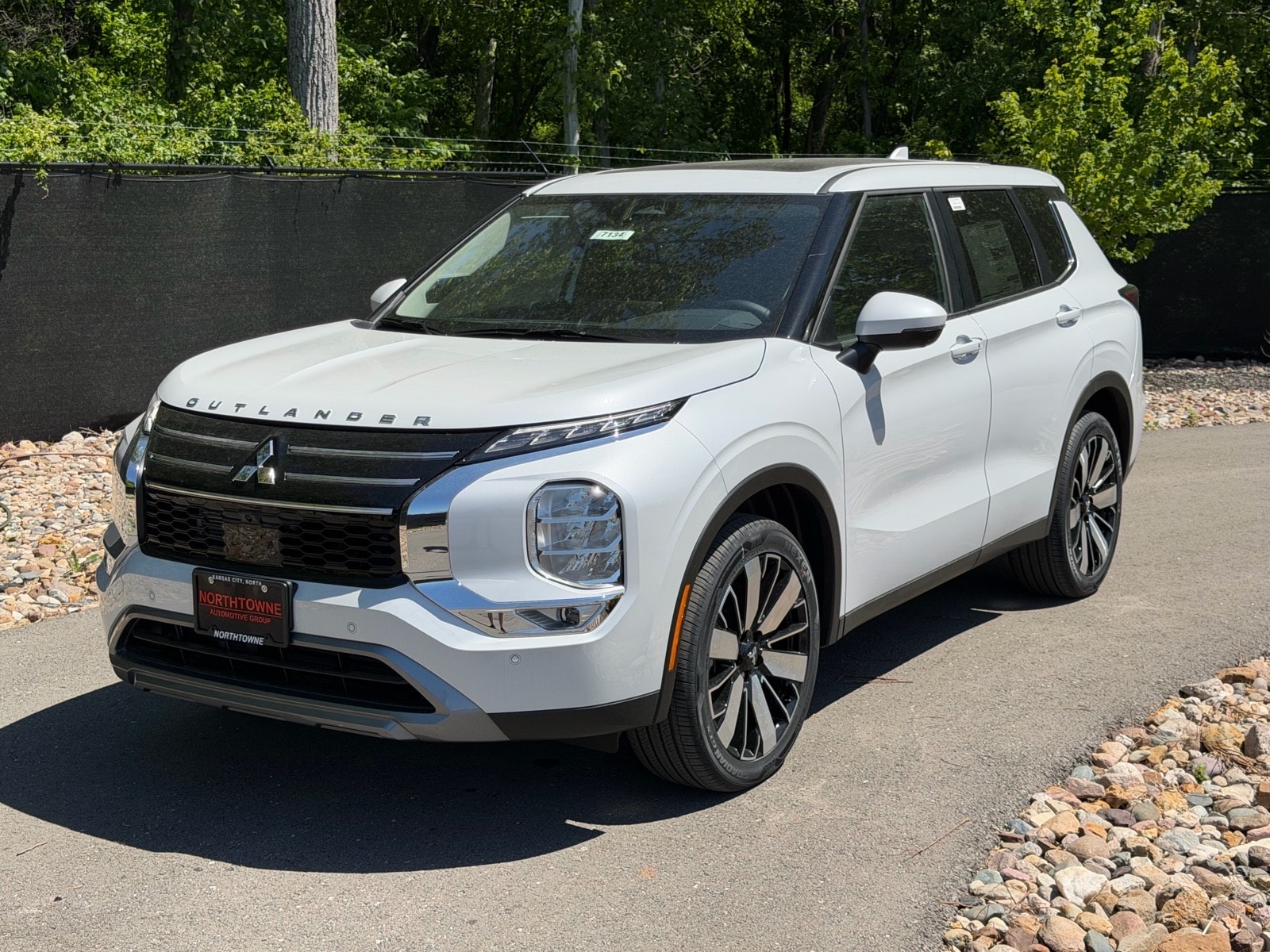 2026 Mitsubishi Outlander