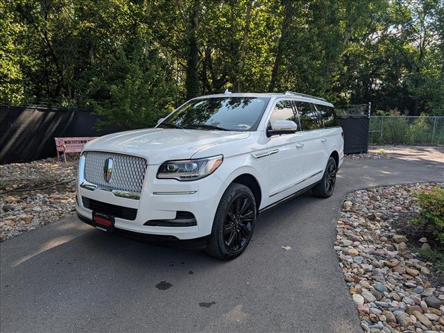 2023 Lincoln Navigator