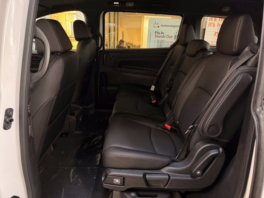 2026 Honda Odyssey Sport L - Photo 14