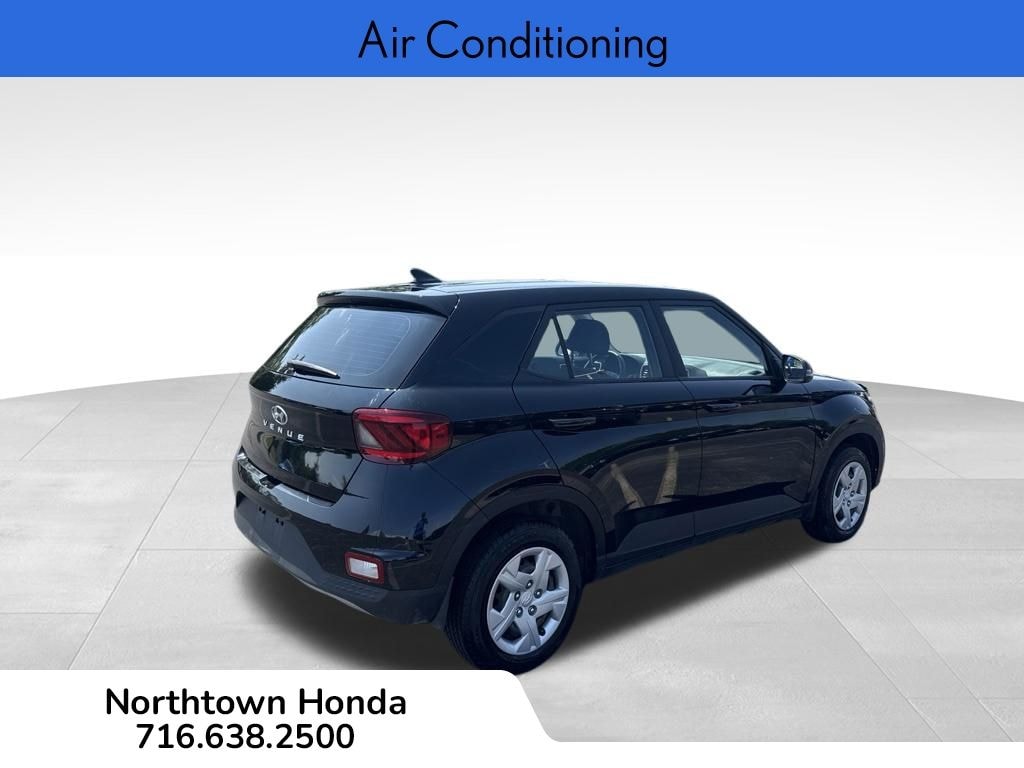Used 2021 Hyundai Venue SE SUV