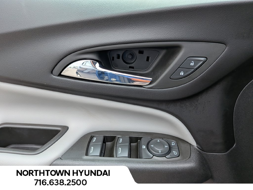 2024 Chevrolet Equinox LS - Photo 24