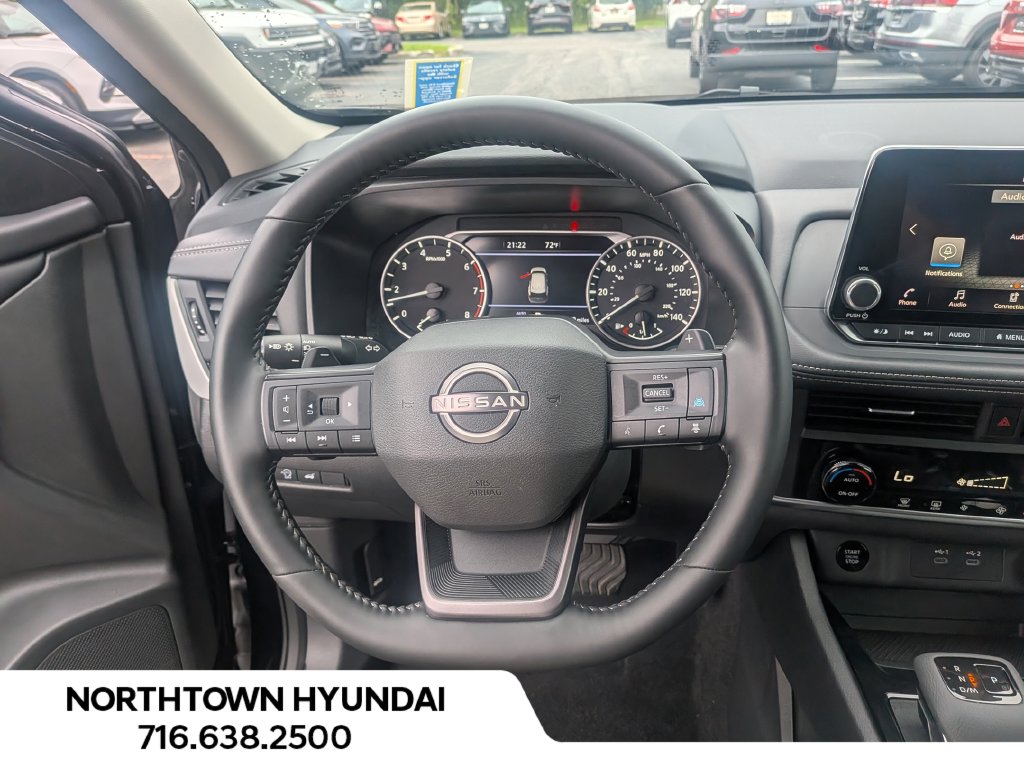 2026 Nissan Rogue SV - Photo 7