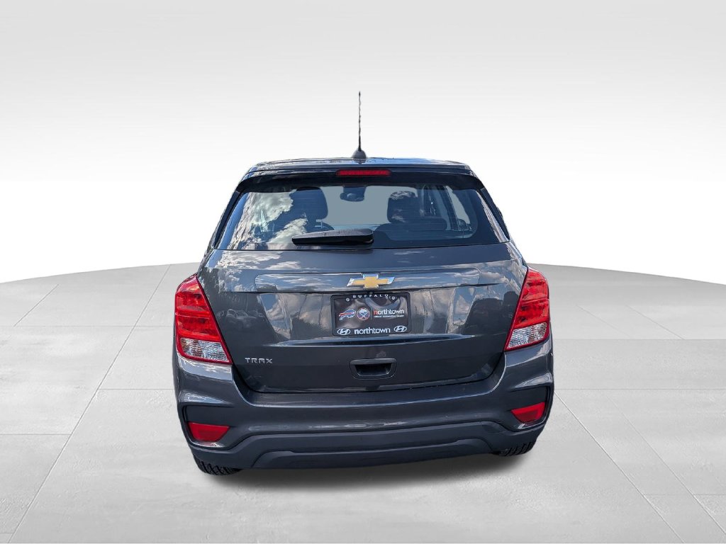 2019 Chevrolet Trax LS - Photo 14