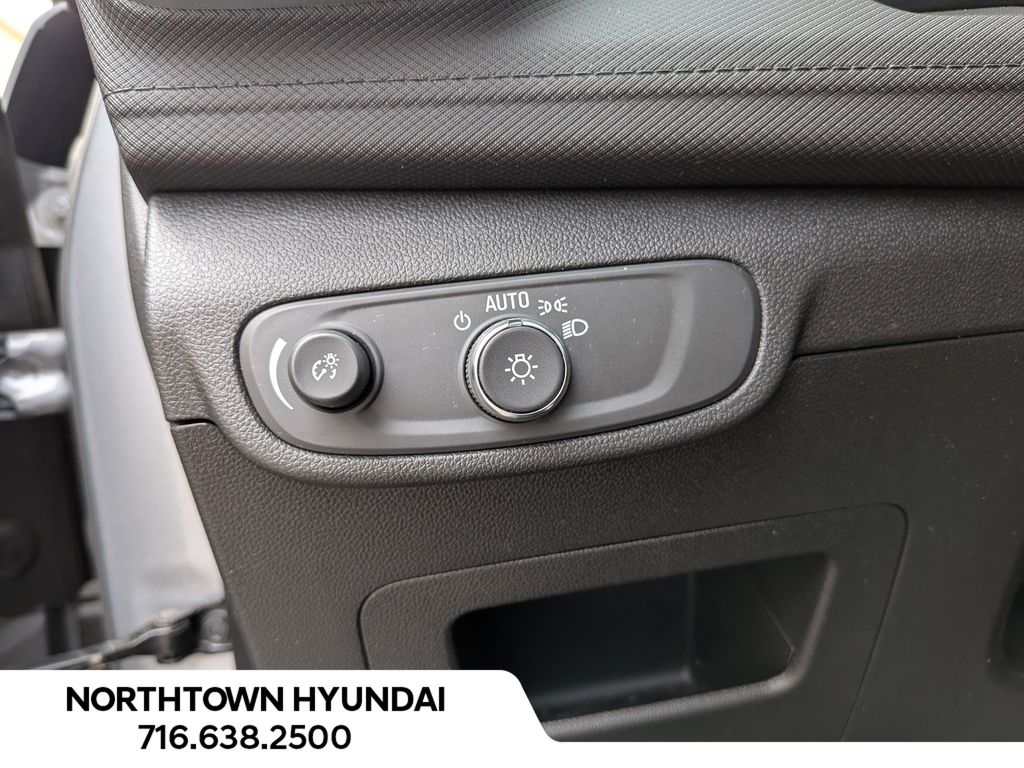 2024 Chevrolet TrailBlazer LS - Photo 26