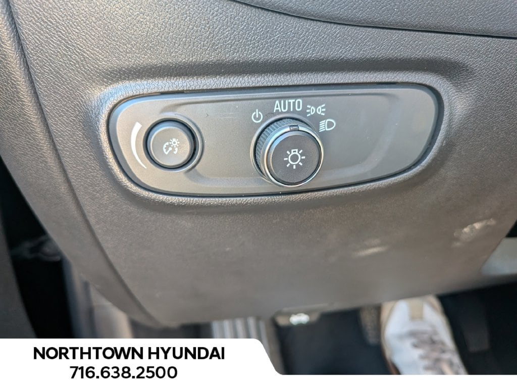 2024 Chevrolet Equinox LT - Photo 25