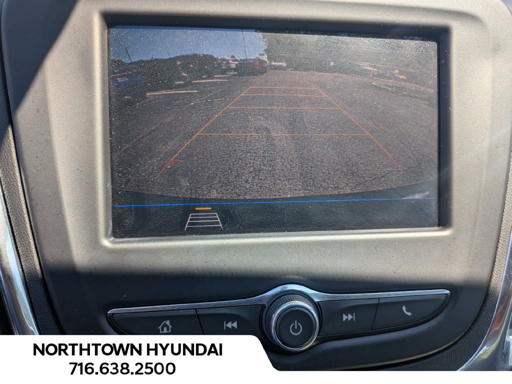 2020 Chevrolet Equinox LS - Photo 14