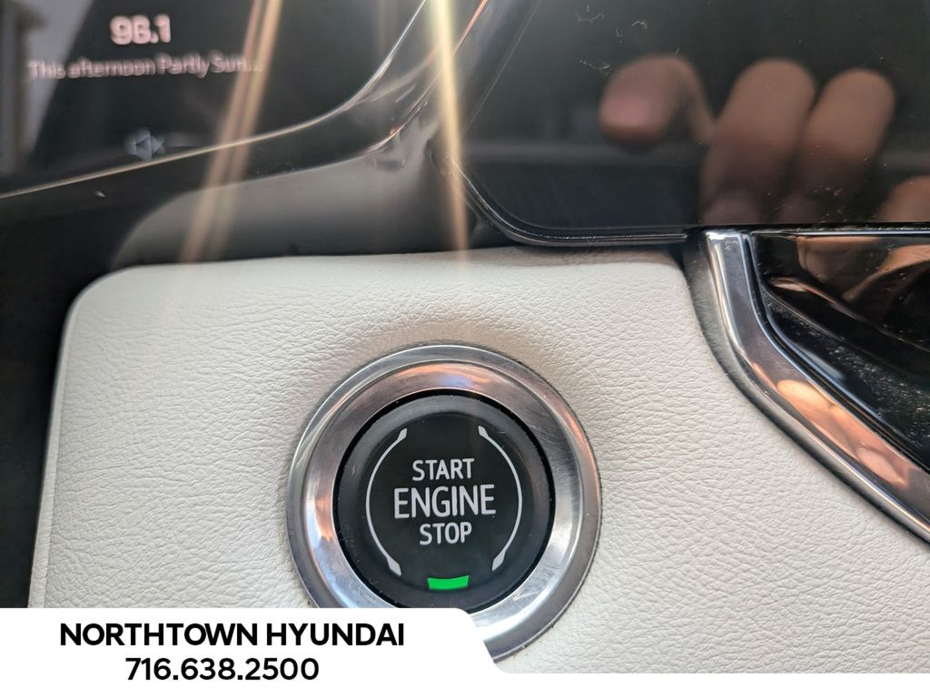 2023 GMC Canyon AT4X - Photo 18