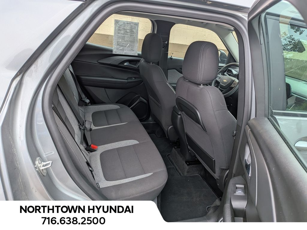 2024 Chevrolet TrailBlazer LS - Photo 28