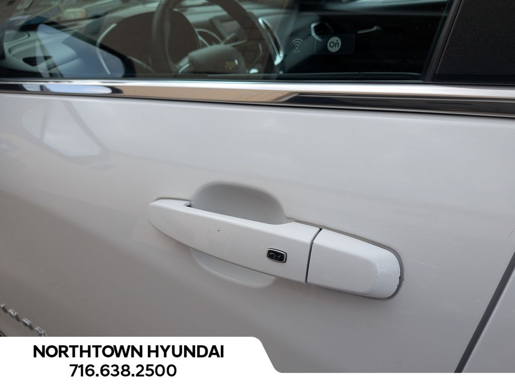 2023 Chevrolet Equinox LT - Photo 34