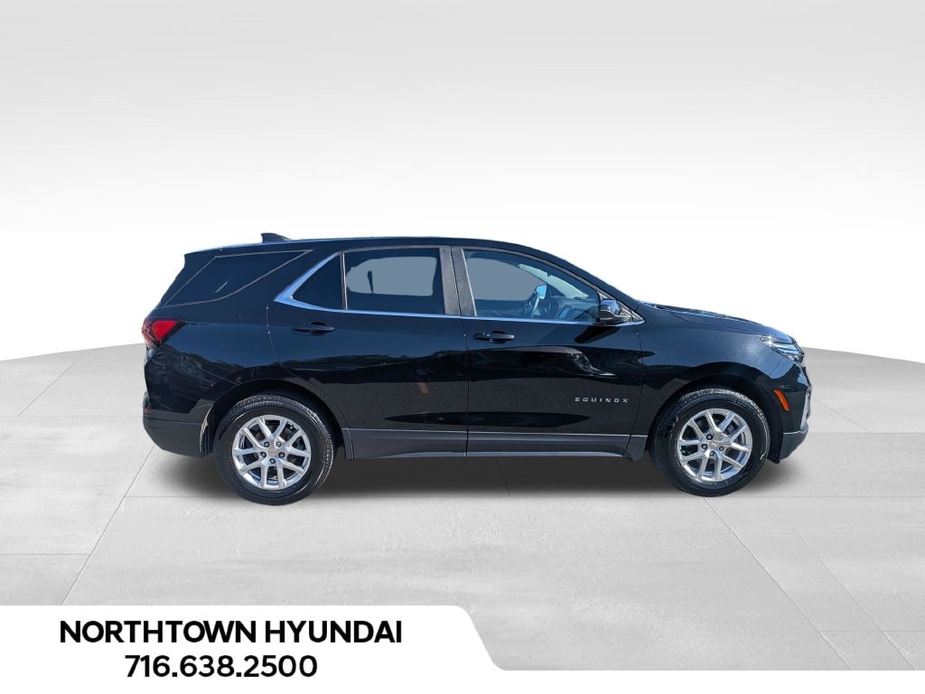 2024 Chevrolet Equinox LT - Photo 11