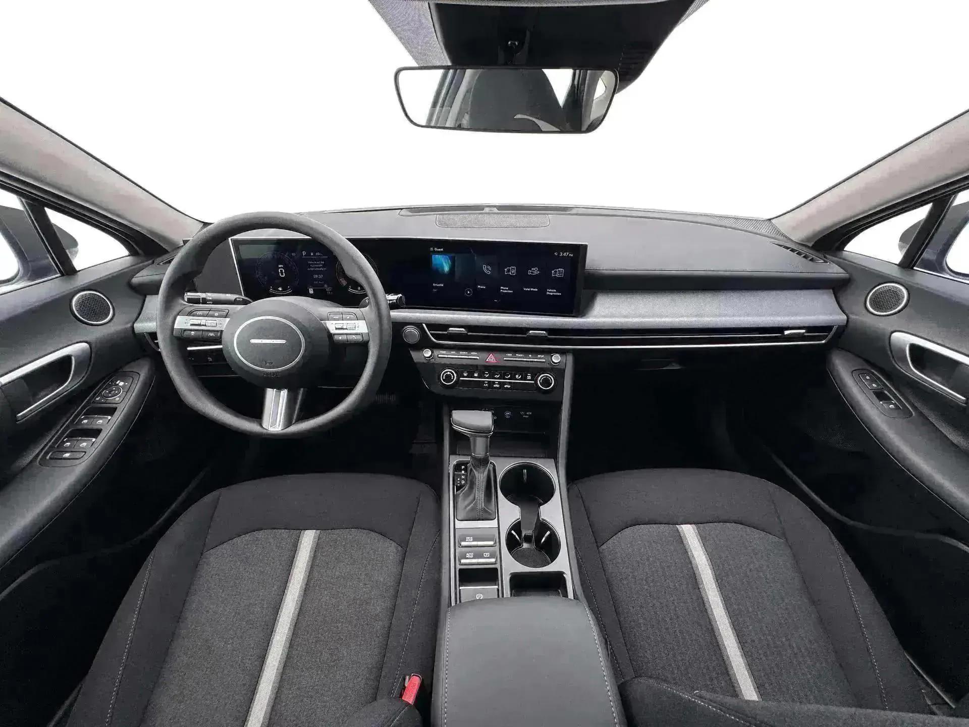 2026 Hyundai Sonata SE - Photo 13