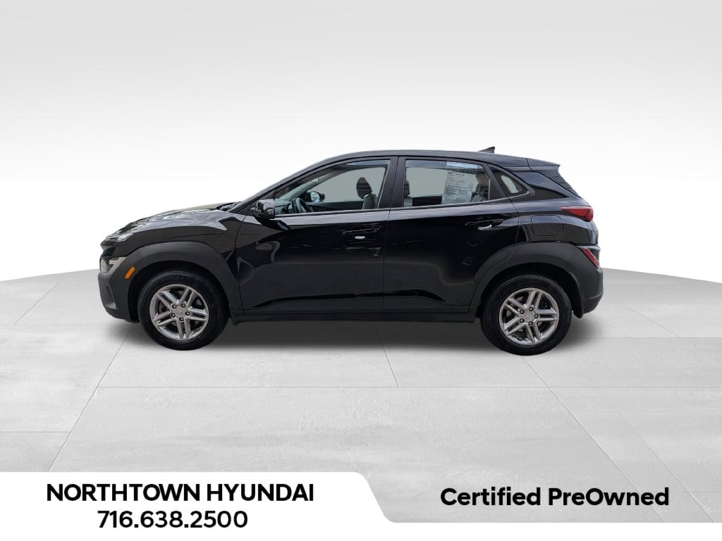 2023 Hyundai Kona SE - Photo 2
