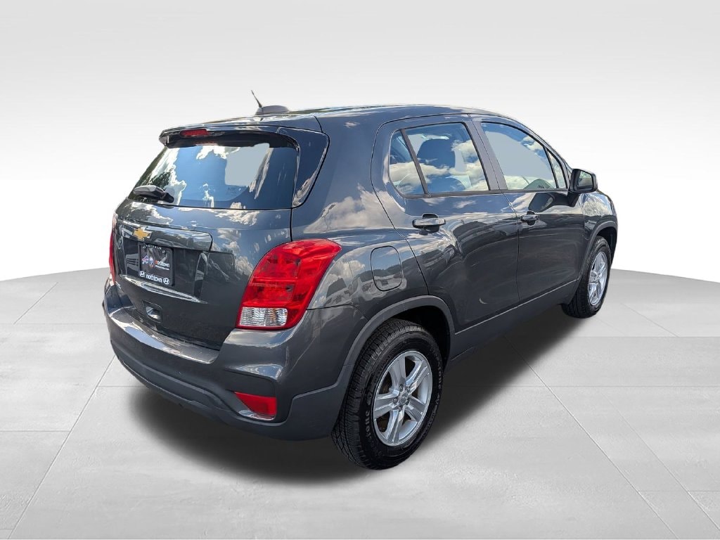 2019 Chevrolet Trax LS - Photo 13