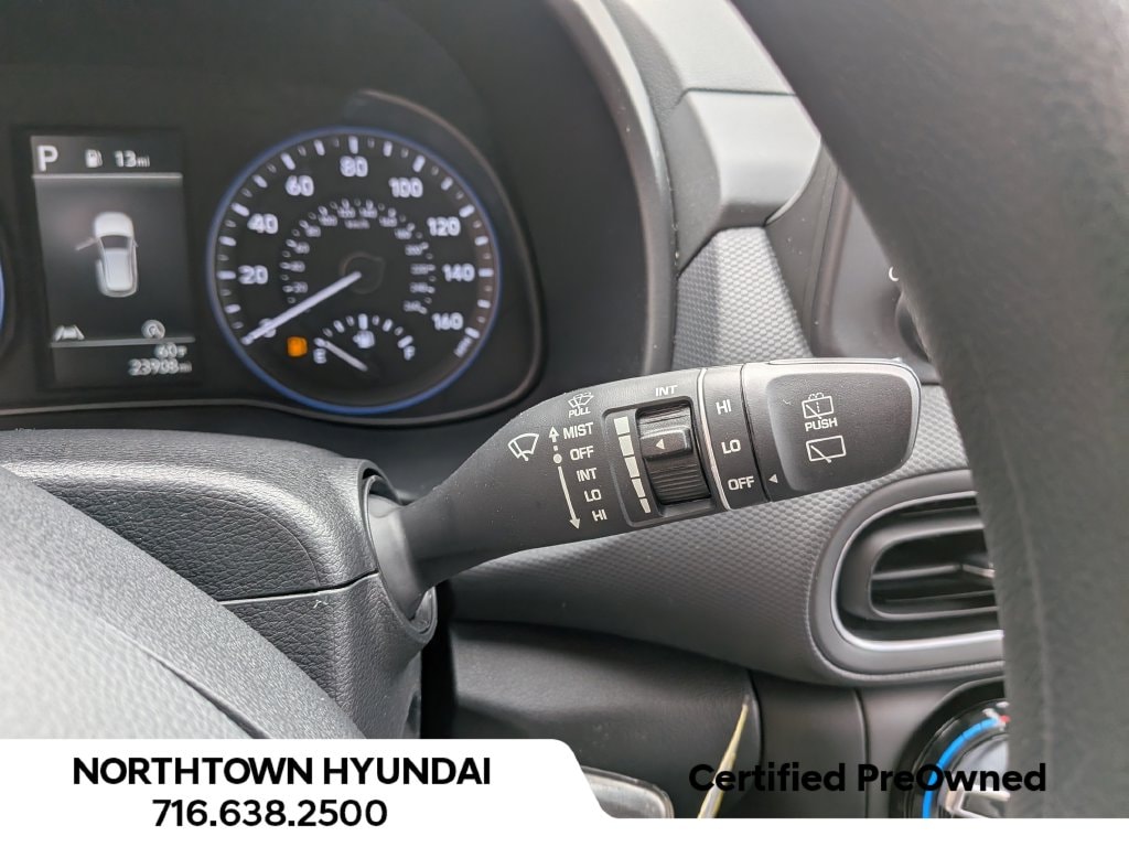 2023 Hyundai Kona SE - Photo 23
