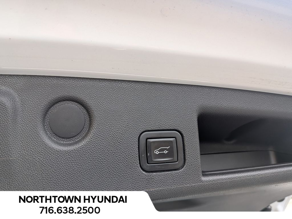 2023 Chevrolet Equinox LT - Photo 30